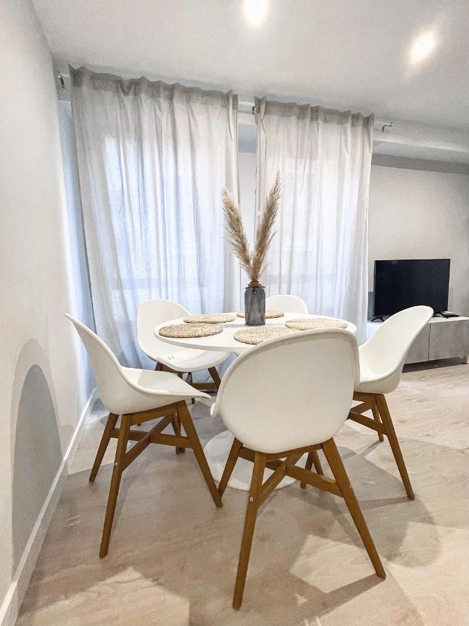 Vtz El Balcon De Plaza Sas Apartment Zaragoza Exterior photo